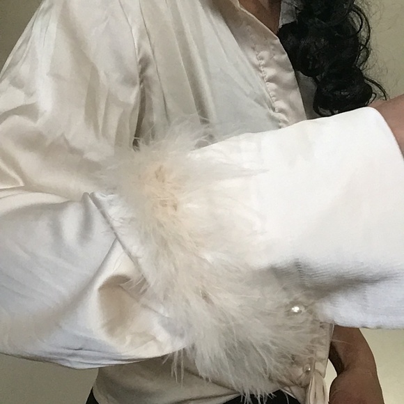 Silk Cream Blouse - Picture 4 of 4